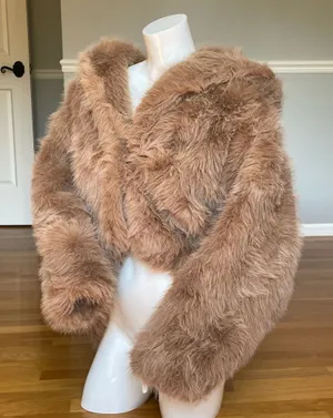 Lazeti Women’s Faux Fur Coat Camel Brown Plush Oversized Jacket Size S thumbnail 1