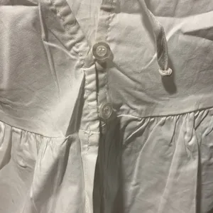 Chocolate USA, white shirt, deep V in the back with a tie NWT thumbnail 3
