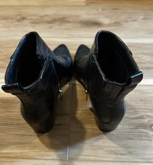 Booties Black Size 6 thumbnail 3