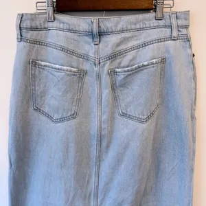 Old Navy Women's Maria Mid Rise Column Front Slit Denim Midi Skirt Size‎ 8 thumbnail 6