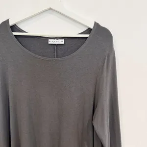 Bryn Walker Lora Blouse Size Large Gray‎ Asymmetrical Tunic Top Lagenlook Goth thumbnail 2