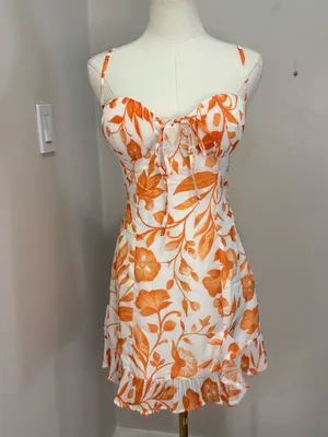 NEW NWT 12th Tribe Belle Floral Mini Dress - Size Medium thumbnail 2