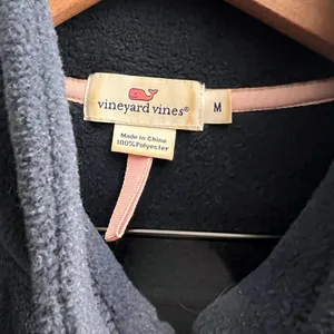 Vineyard Vines navy blue fleece vest thumbnail 3