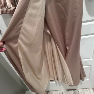 Revelry Vera Satin Bridesmaid Dress Long Sleeve Champagne Taupe Sz 8 Formal Gown thumbnail 8