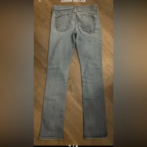 7 For All Mankind denim straight leg jean. Size 28” thumbnail 2
