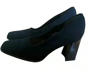 Stuart Weitzman Size 5.5 Vintage Block Heels Slip-On Casual‎ Fabric Covered Pump thumbnail 1