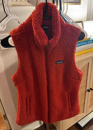 Patagonia Women's Los Gatos Fleece Vest thumbnail 1