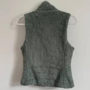 Patagonia Los Gatos Vest Size Small Women’s Full Zip Up Jacket in light green thumbnail 6