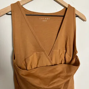 LALABU- Womens Soothe Tank Camel Babywearing Shirt Sleeveless Carrier thumbnail 3