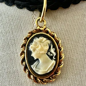 Express Vintage Cameo Choker Necklace thumbnail 2