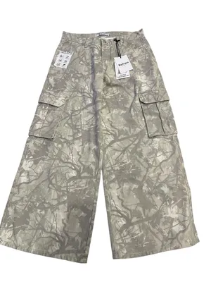Refrain los Angeles camo printed cargo white leg pants size 9 thumbnail 1