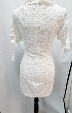 Pretty Little Thing 👗✨ Petite White Eyelet Cut-Out Mini Dress (US 2) 🤍🌸 thumbnail 4