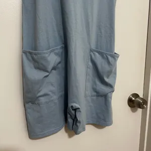 Women's Light Blue Sleeveless V-Neck Pocket Adjustable Sunsuit Romper, Size S thumbnail 3