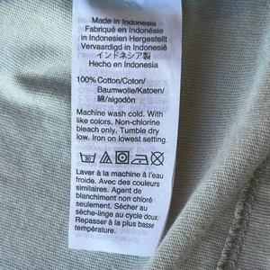 NWOT Madewell “Free & Easy” Graphic short sleeve cropped tee with pocket size S thumbnail 11