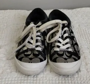 Coach New York Women's Black Lace Up Shoes/Sneakers Size 6B SKU 2340 thumbnail 1