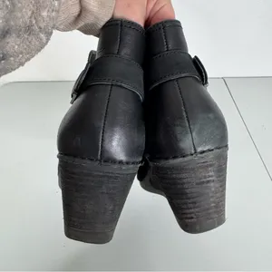 Dansko Black Leather‎ Wedge Heel Ankle Booties Size 42 thumbnail 4