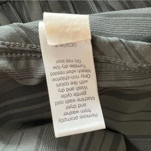 ATHLETA Perfect STRIPE SWAY Subtle Stripe Shorts ZIP Pocket thumbnail 10