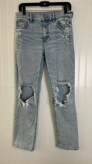 American Eagle Super High-Rise Ankle Straight Distressed Jeans Size 6 thumbnail 1