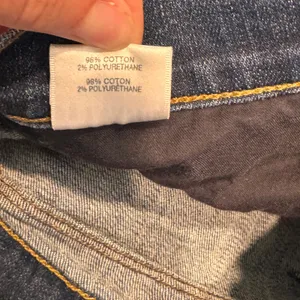 J Brand Selena Jeans Women's‎ Size 31 Dark Wash Denim Cropped Bootcut Casual thumbnail 7
