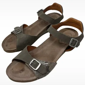 Taos “Traveler” Taupe Leather Wedge Sandals Hook & Loop Closure Women’s 8-8.5 thumbnail 4