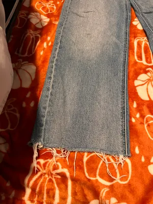 American Eagle outfitters dad fit baggy jeans thumbnail 2