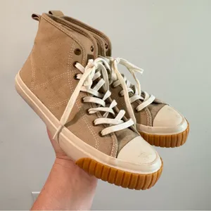 J Crew Classic High Top Canvas Sneaker Size 7‎ thumbnail 1