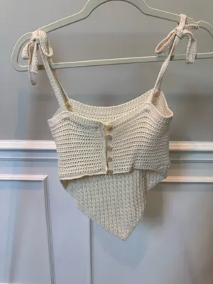 Urban Outfitters Crochet Handkerchief Hem Cami Top Ivory Tie Strap Button Back thumbnail 4