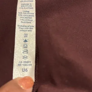 Lululemon athletica burgundy boogie shorts size 4 thumbnail 7