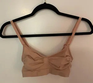 SKIMS Rose Seamless Sculpt Bralette thumbnail 3