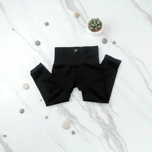 Gymshark Cropped Leggings‎ Black High Waisted Workout Gym Activewear Size 4 thumbnail 4