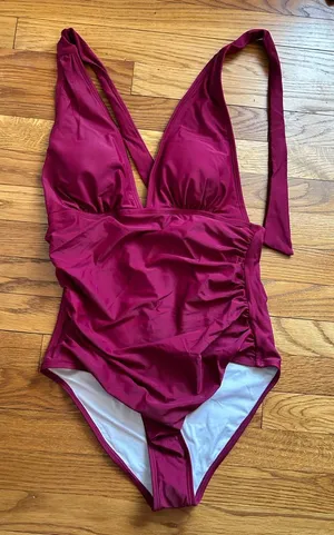 Cupshe Deep Red One Piece Swimsuit large nwt thumbnail 1