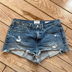 Frame Denim Le Stevie Shorts size 29 thumbnail 2
