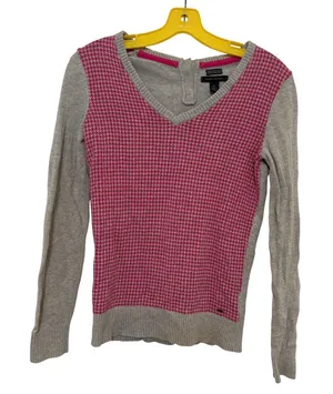 Tommy Hilfiger Pink Gray Houndstooth Pima Cotton V-Neck‎ Sweater Size Small thumbnail 1