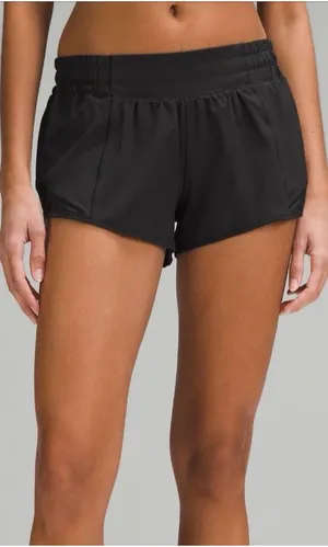Hotty Hot Low-Rise Lined Shorts Lululemon 2.5" thumbnail 1