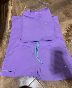 Figs purple scrub set size large thumbnail 1