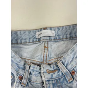 Zara High Waisted Wide Leg Distressed Jeans Light Wash‎ Blue Size 4 Distressed thumbnail 8