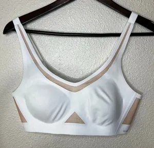 Honeylove CrossFlex Activity Wirefree Bra in white Cloudfuse SMALL thumbnail 1