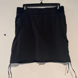 Columbia Women’s Skort‎ Large Black Hiking Skirt Active Outdoor Stretch Pockets thumbnail 1
