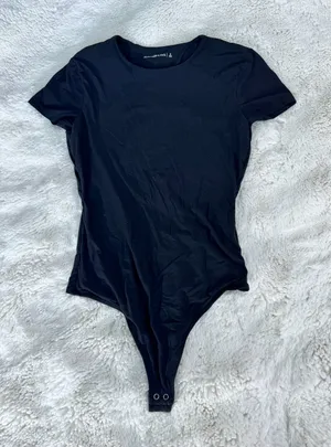 Abercrombie & Fitch Black Short Sleeve Bodysuit Size S Fitted Basic thumbnail 1