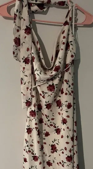 NWT One and Only Collectibe rose maxi dress small‎ thumbnail 1