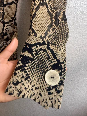 Zara Woman Snake Print Wrap‎ Blouse Beige Black Long Sleeve Size M thumbnail 6