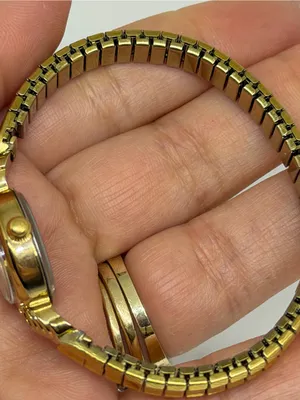 Vintage Timex Gold Tone Oval Quartz Watch Stretch Bracelet CR1216 Philippines 6” thumbnail 4