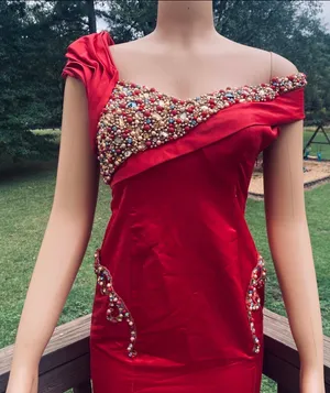Elegant Red Off-Shoulder Evening Gown with Crystal Detail thumbnail 7