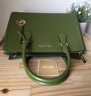 Michael Kors Purse thumbnail 5