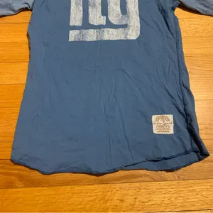 New York Giants NFL Retro Sport Authentic Premium Tee Women’s Blue Medium thumbnail 2