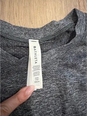 Athleta Grey Blue Long Sleeve thumbnail 3