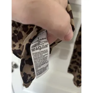 Gap Perfect Shirt SMALL Button Up Animal Print Brown Twee Coquette thumbnail 8