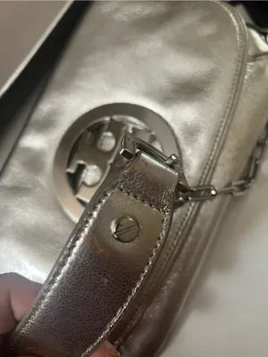 Tory Burch Reva Metallic Silver Leather Clutch Crossbody Bag thumbnail 6