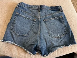 Abercrombie Distressed Curve Love High Rise Mom Shorts thumbnail 2