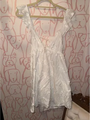 Women's White Dress thumbnail 2